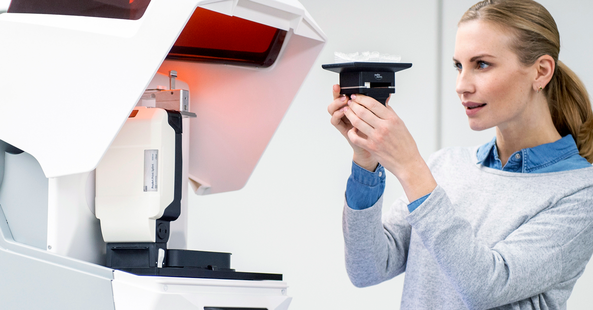 Stampa 3D per odontotecnici: il nuovo sistema PrograPrint di Ivoclar Digital